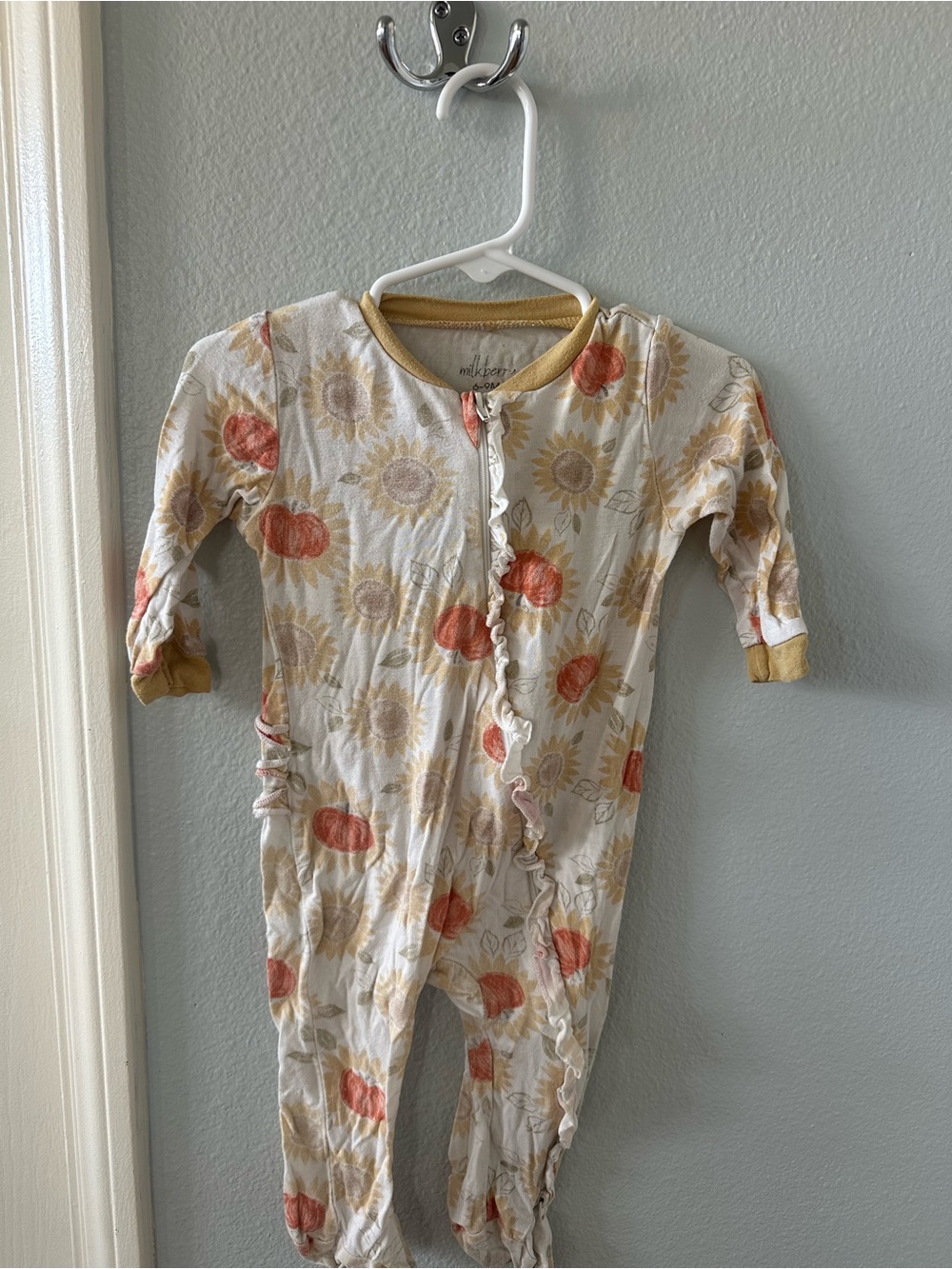 Milkberry pumpkin One-Piece with Sunflower & Pumpkin Print 6-9months